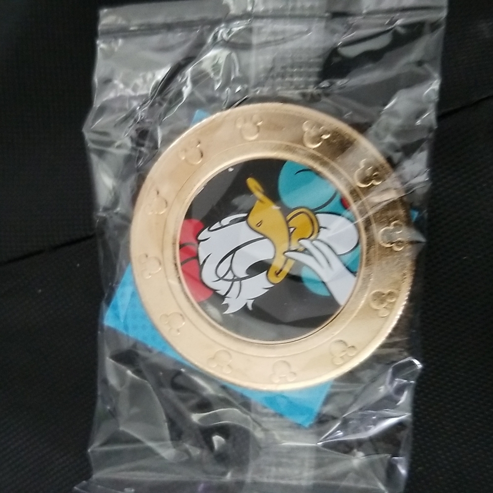 Frankford daisy black background coin